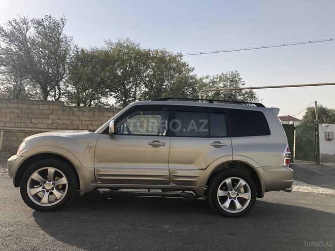 Mitsubishi Pajero 2001, 230,117 km - 3.5 l - Bakı
