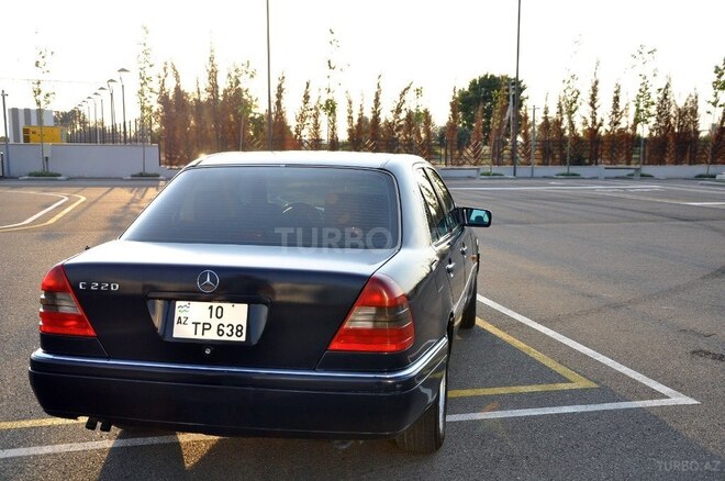 Mercedes C 220 1995, 341,000 km - 2.2 l - Bakı