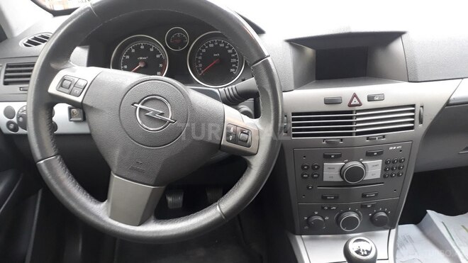 Opel Astra 2006, 167,207 km - 1.4 l - Bakı