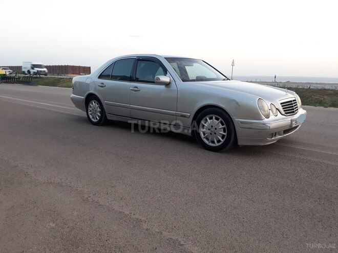 Mercedes E 200 2001, 250,000 km - 2.0 л - Şəmkir