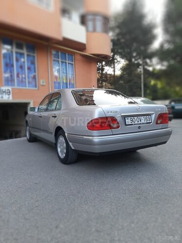 Mercedes E 240 1998, 261,000 km - 2.4 л - Bakı