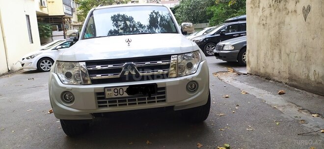 Mitsubishi Pajero 2013, 87,700 km - 3.5 л - Bakı