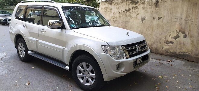 Mitsubishi Pajero 2013, 87,700 km - 3.5 л - Bakı
