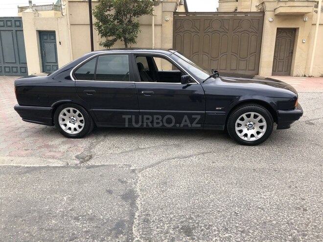 BMW 525 1993, 325,000 km - 2.5 l - Bakı