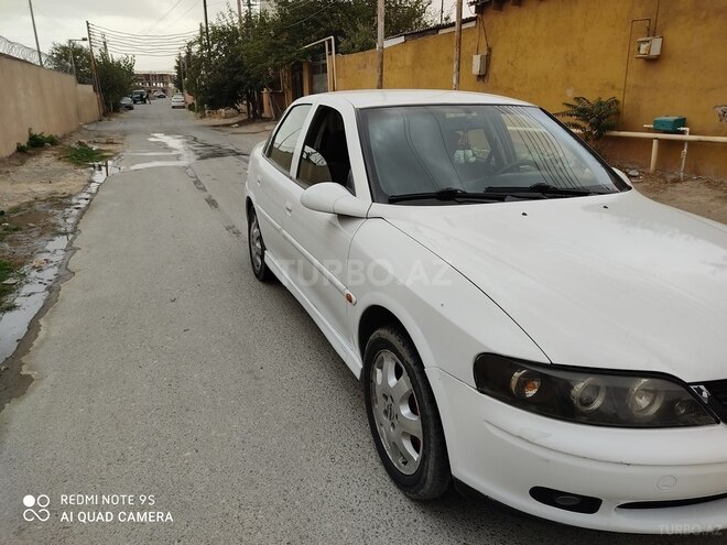 Opel Vectra 1999, 260,000 km - 1.8 л - Bakı