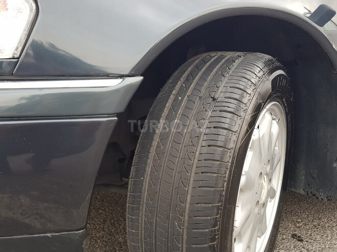 Mercedes C 180 1996, 319,589 km - 1.8 л - Bakı