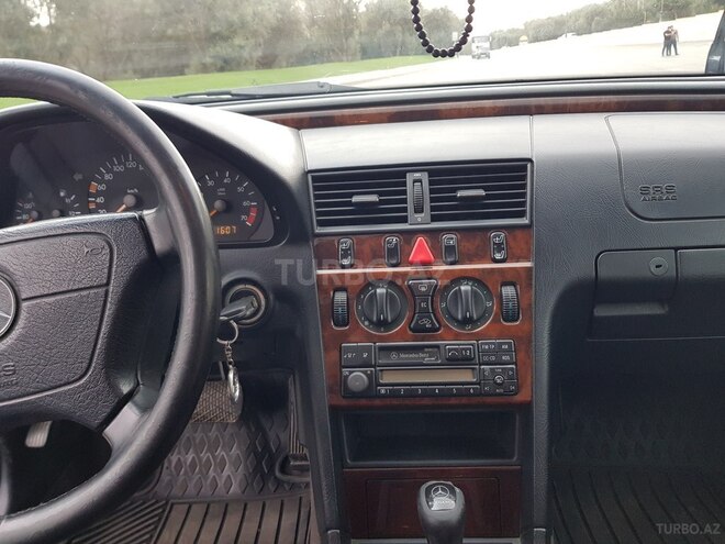 Mercedes C 180 1996, 319,589 km - 1.8 л - Bakı