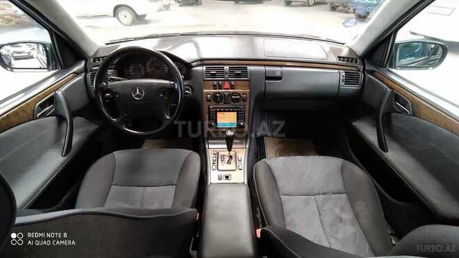 Mercedes E 280 2000, 257,100 km - 2.8 l - Gəncə