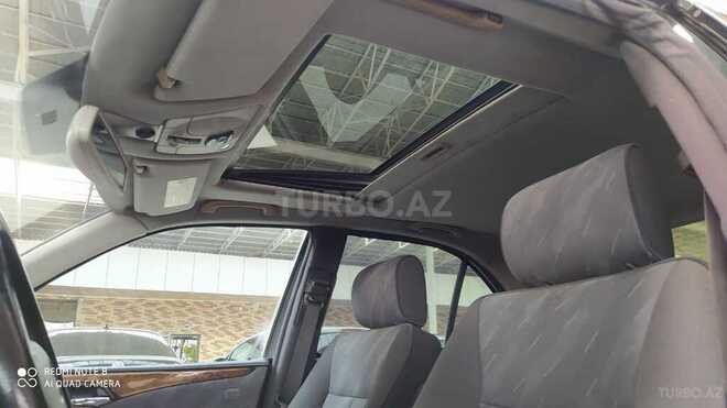 Mercedes E 280 2000, 257,100 km - 2.8 l - Gəncə