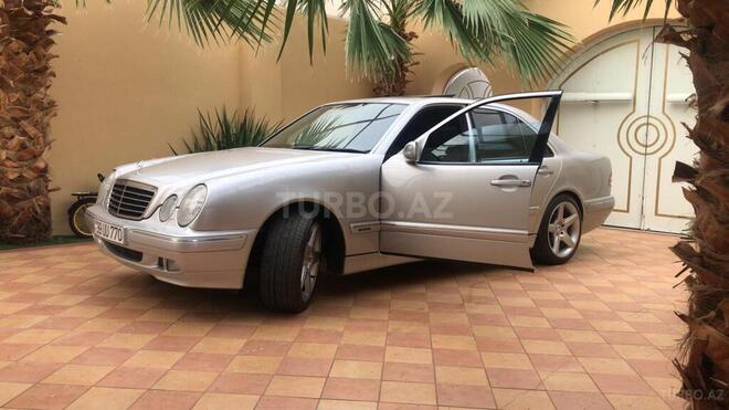 Mercedes E 240 2000, 262,000 km - 2.6 l - Bakı