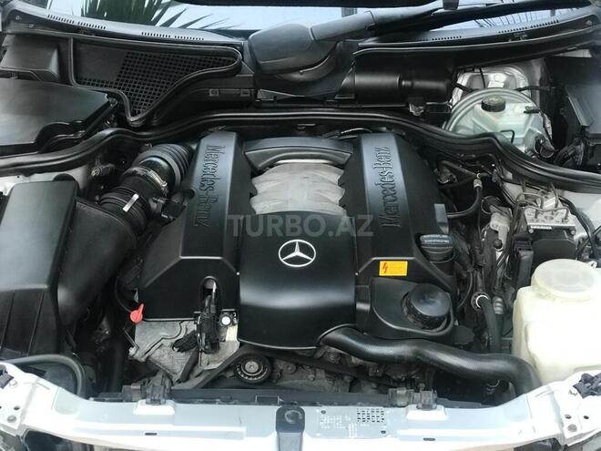 Mercedes E 240 2000, 262,000 km - 2.6 l - Bakı