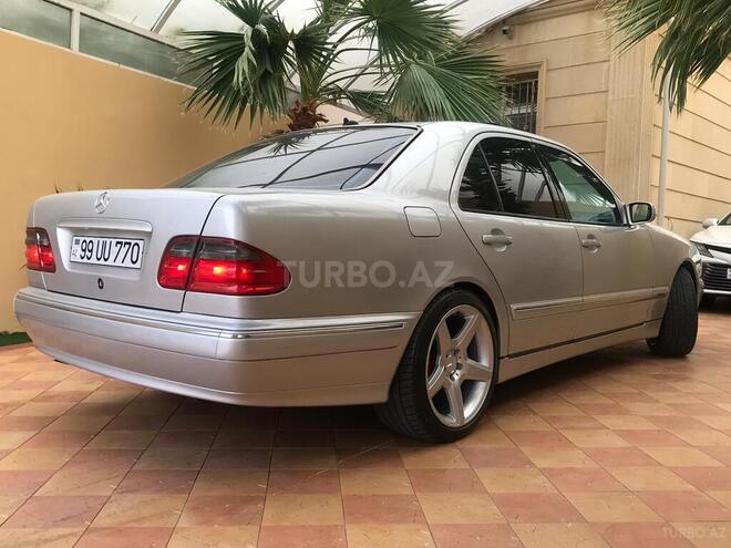 Mercedes E 240 2000, 262,000 km - 2.6 l - Bakı