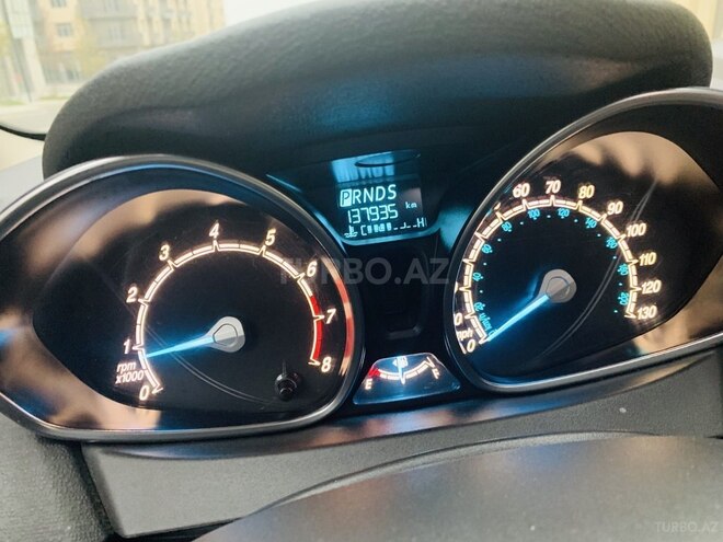 Ford Fiesta 2014, 137,935 km - 1.6 l - Bakı