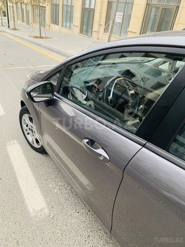 Ford Fiesta 2014, 137,935 km - 1.6 l - Bakı