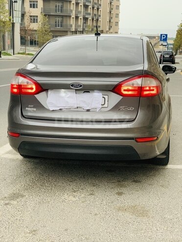 Ford Fiesta 2014, 137,935 km - 1.6 l - Bakı
