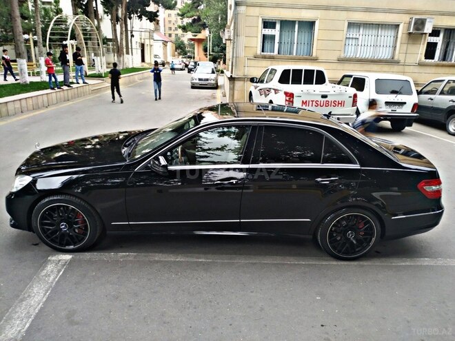 Mercedes E 350 2011, 180,000 km - 3.5 l - Bakı
