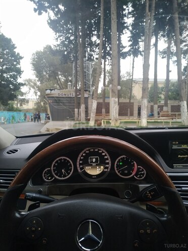 Mercedes E 350 2011, 180,000 km - 3.5 l - Bakı