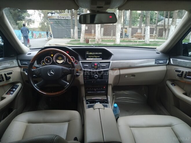 Mercedes E 350 2011, 180,000 km - 3.5 l - Bakı
