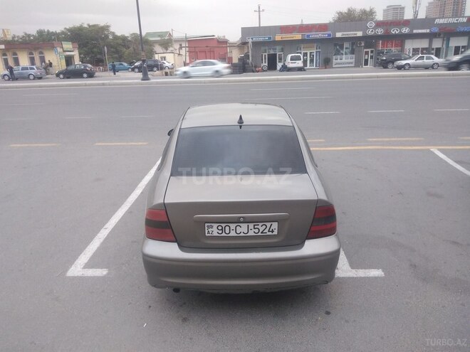 Opel Vectra 1996, 585,558 km - 1.8 l - Bakı