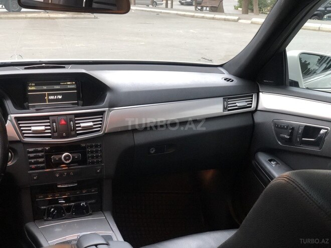 Mercedes E 350 2009, 270,000 km - 3.5 l - Bakı