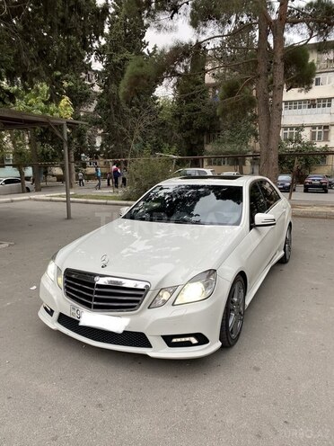 Mercedes E 350 2009, 270,000 km - 3.5 l - Bakı