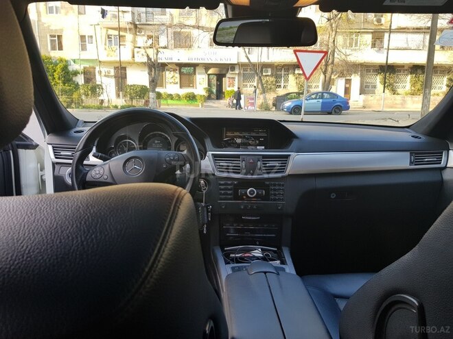 Mercedes E 350 2009, 270,000 km - 3.5 l - Bakı