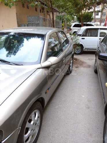 Opel Vectra 1997, 250,000 km - 2.0 l - Bakı