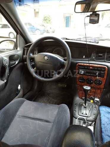 Opel Vectra 1997, 250,000 km - 2.0 l - Bakı