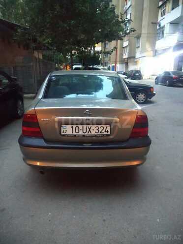 Opel Vectra 1997, 250,000 km - 2.0 l - Bakı