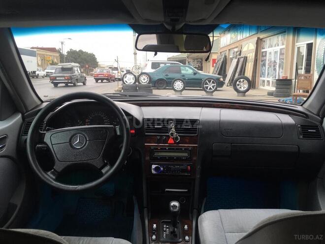Mercedes C 240 1998, 305,000 km - 2.4 l - Bakı