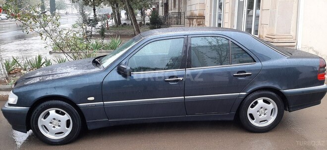 Mercedes C 240 1998, 228,818 km - 2.4 l - Gəncə