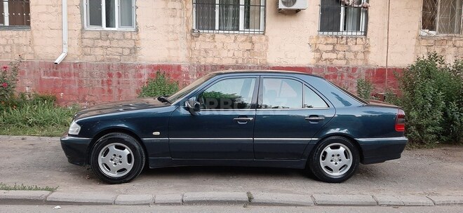 Mercedes C 240 1998, 228,818 km - 2.4 l - Gəncə