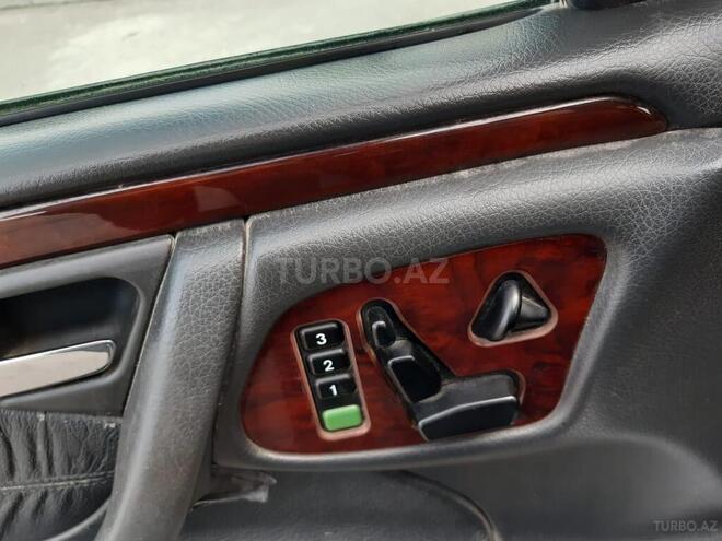 Mercedes E 240 1999, 215,000 km - 2.4 l - Bakı