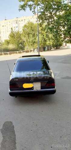 Mercedes E 250 1993, 450,000 km - 2.5 l - Bakı