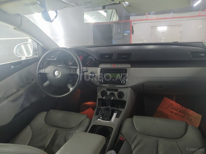 Volkswagen Passat 2005, 323,658 km - 2.0 л - Bakı