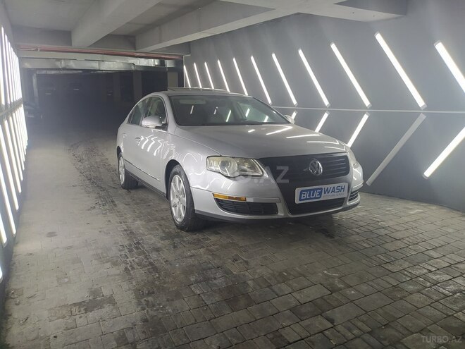 Volkswagen Passat 2005, 323,658 km - 2.0 л - Bakı