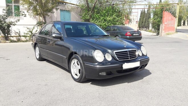 Mercedes E 240 2000, 259,700 km - 2.6 l - Bakı