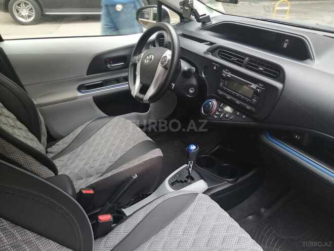 Toyota Prius C 2013, 85,000 km - 1.5 l - Bakı