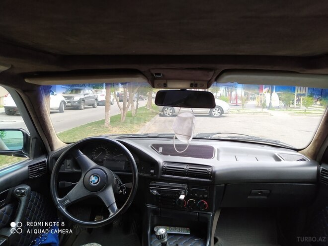BMW 520 1993, 396,000 km - 2.0 l - Bakı