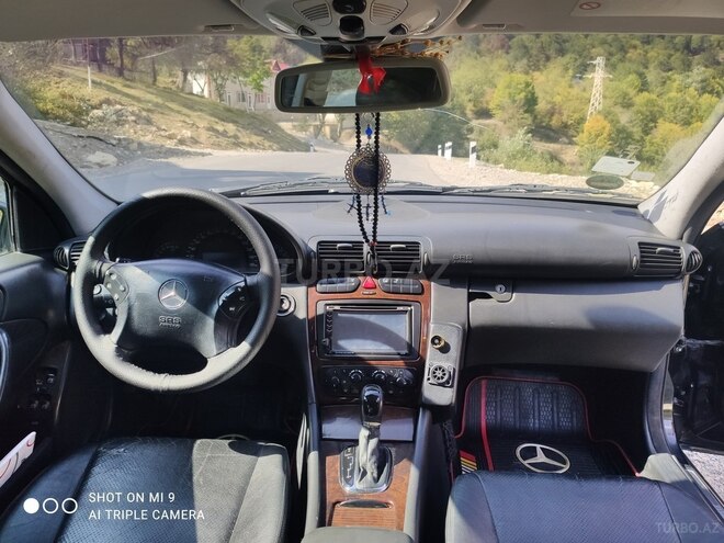 Mercedes C 240 2000, 372,472 km - 2.6 l - Quba