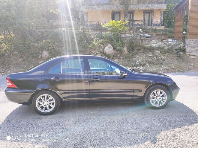 Mercedes C 240 2000, 372,472 km - 2.6 l - Quba