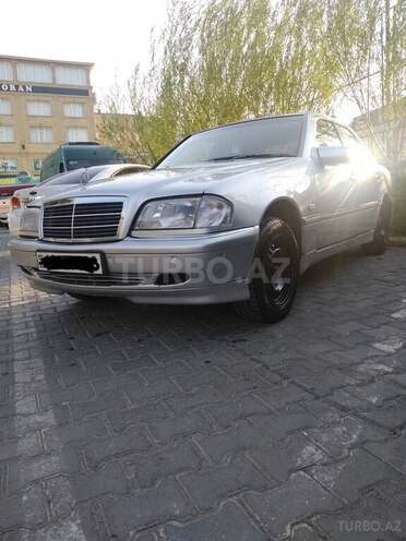 Mercedes C 240 1998, 331,000 km - 2.4 l - Bakı