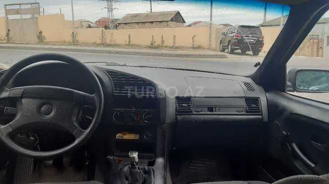 BMW 318 1992, 376,000 km - 1.9 l - Bakı
