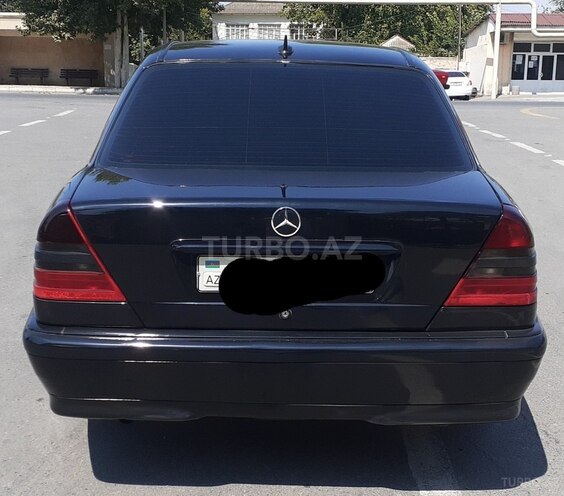 Mercedes C 180 1999, 284,000 km - 1.8 l - Bakı