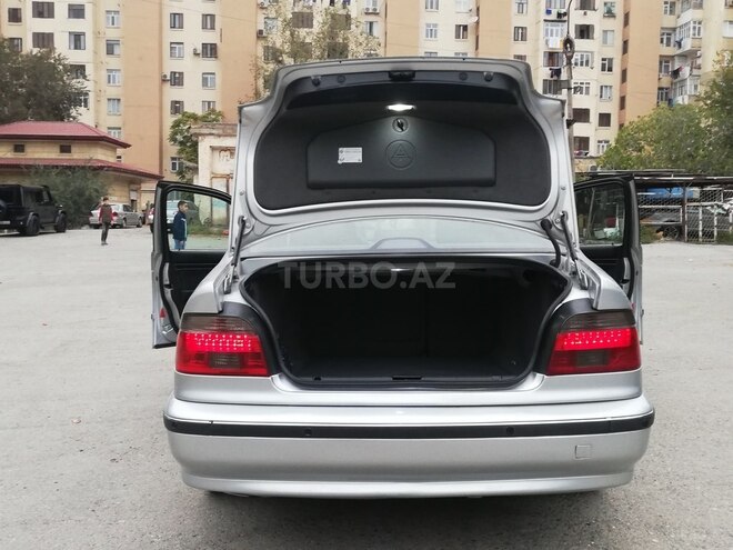 BMW 528 2000, 275,497 km - 2.8 l - Bakı