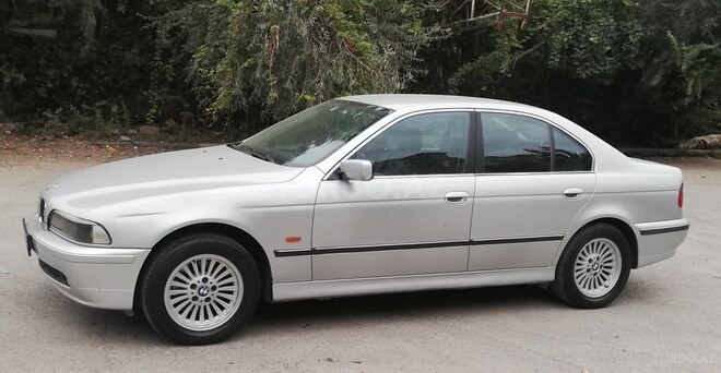 BMW 528 2000, 275,497 km - 2.8 l - Bakı