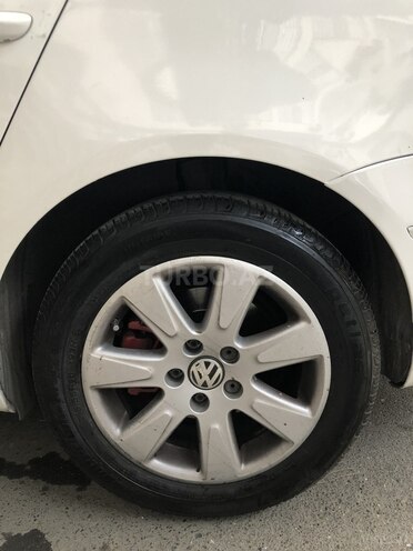 Volkswagen Passat 2006, 267,000 km - 2.0 l - Bakı