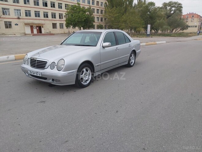 Mercedes E 270 1999, 290,500 km - 2.7 л - Sumqayıt