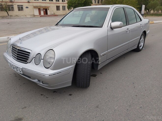 Mercedes E 270 1999, 290,500 km - 2.7 л - Sumqayıt