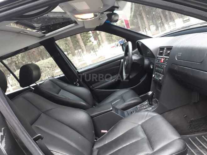 Mercedes C 220 1999, 325,080 km - 2.2 л - Sumqayıt